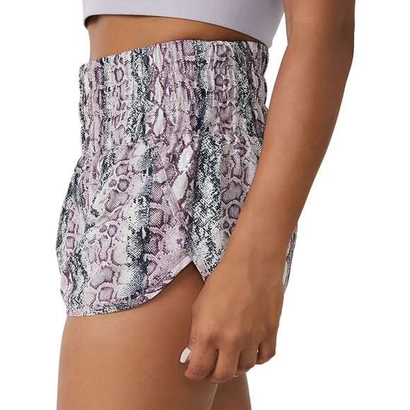 NWT • FP Movement • Women's The Way Home Printed Shorts • Anaconda Venom cbo • 😍 - Picture 3 of 6
